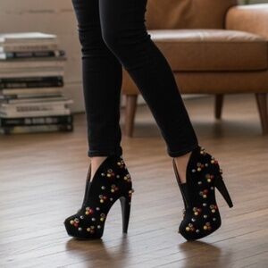 DANSARA BLACK SUEDE‎ JEWELLED STUDDED BOOTIES, SIZE 9